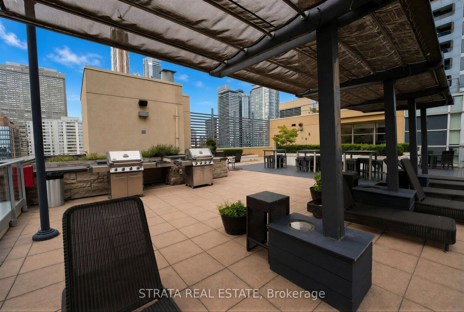 11 St Joseph Street • #304 • Toronto, ON photo 25