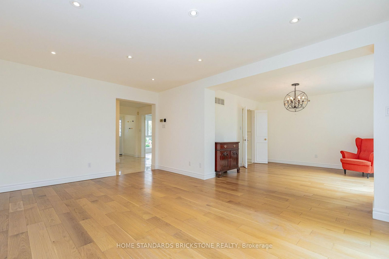 27 Proudbank Millway • #50 • Toronto, ON photo 9