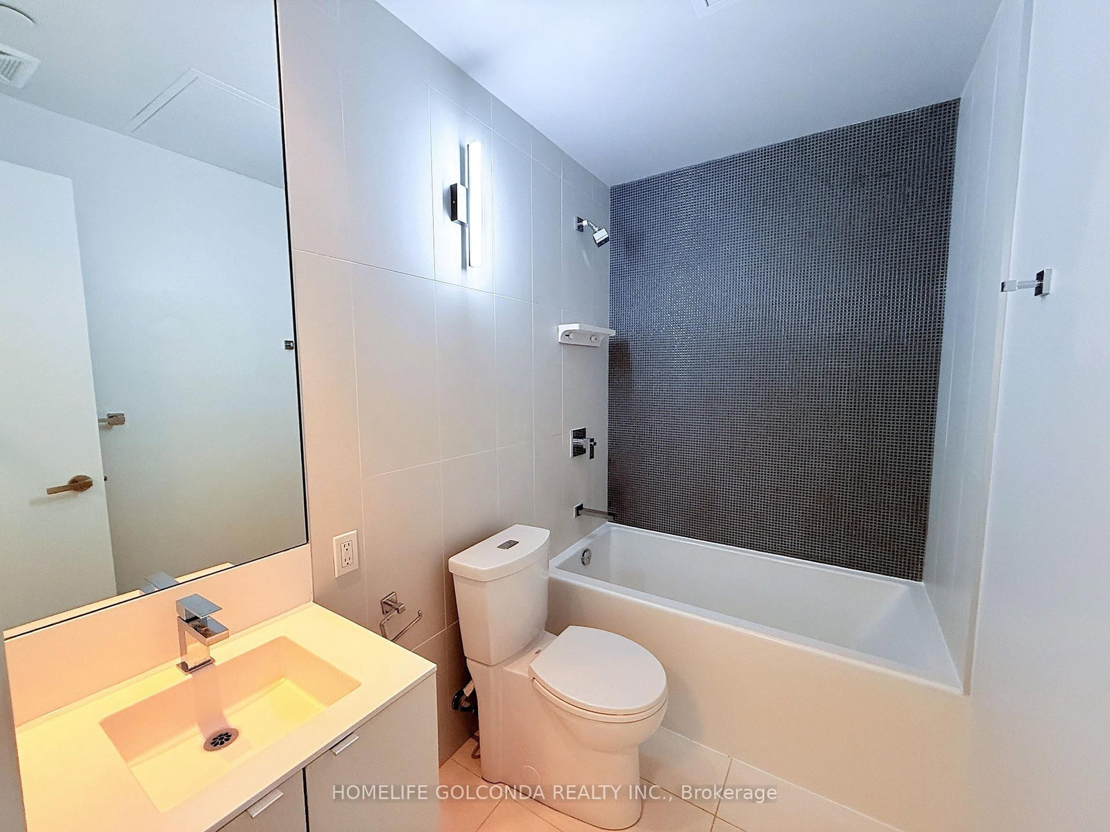 125 Peter Street • #3307 • Toronto, ON photo 19