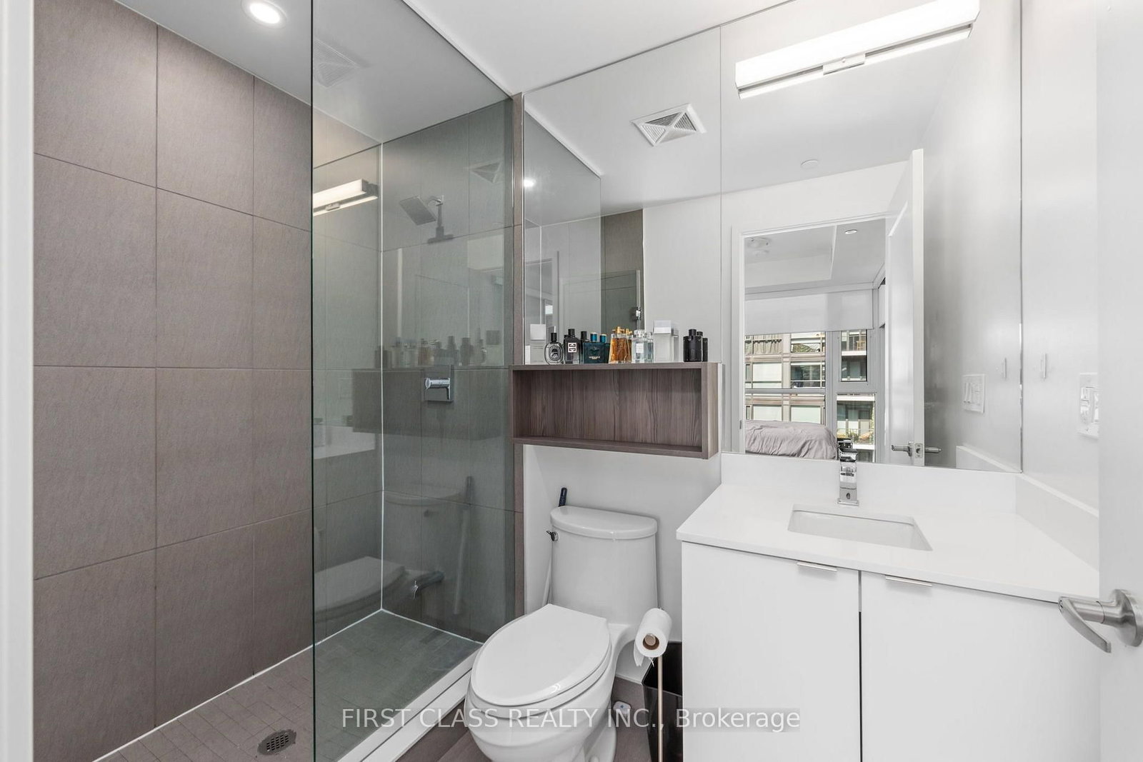 121 Lower Sherbourne Street • #LPH1840 • Toronto, ON photo 16