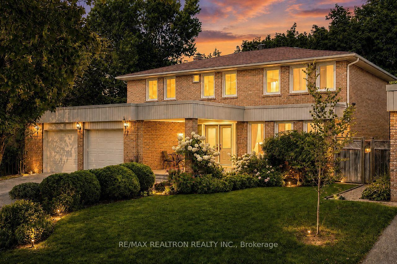 77 Mossgrove Trail • Toronto, ON photo 1