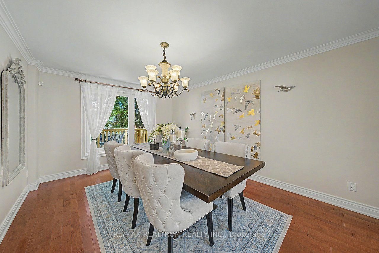 77 Mossgrove Trail • Toronto, ON photo 11