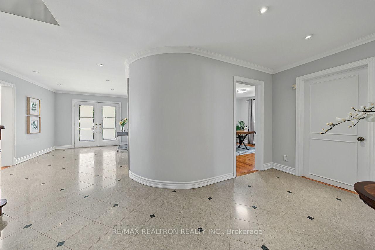 77 Mossgrove Trail • Toronto, ON photo 24