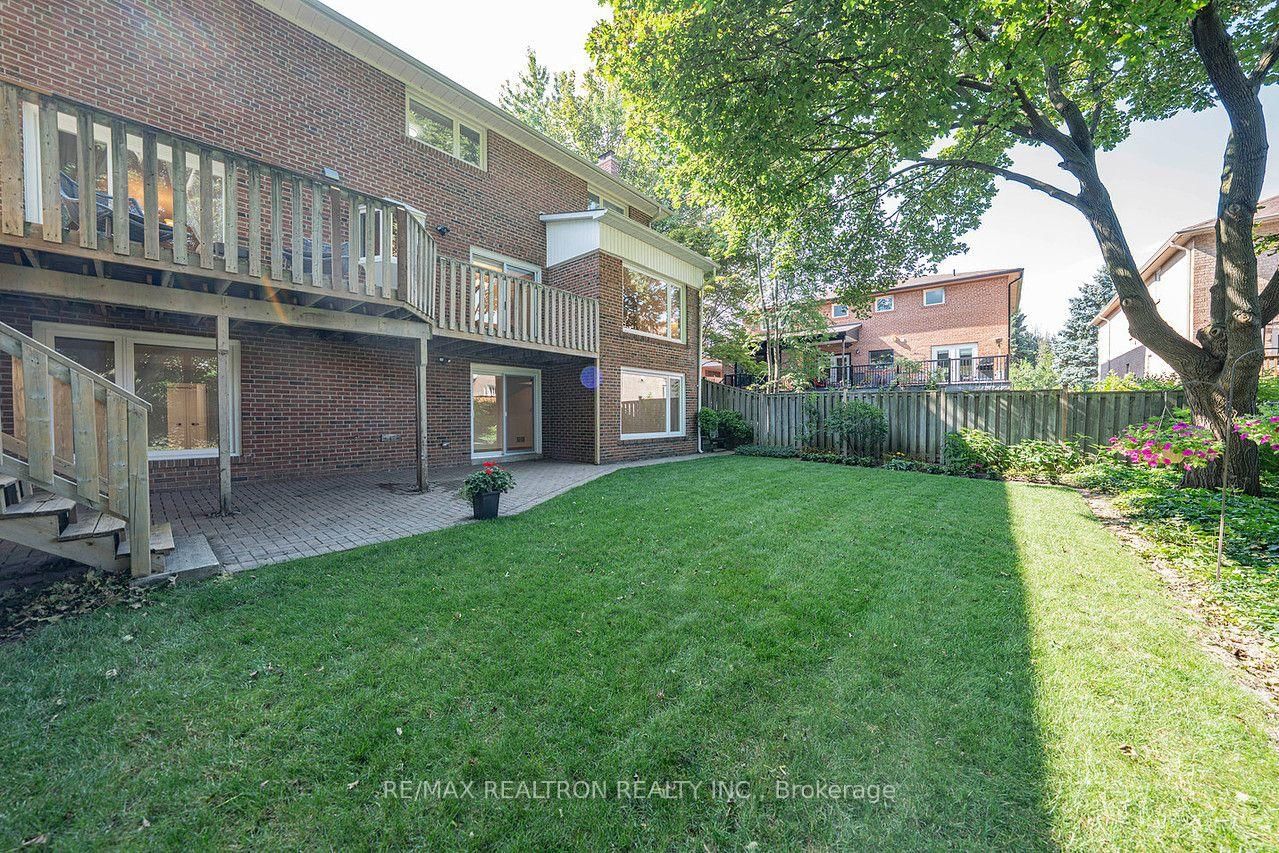 77 Mossgrove Trail • Toronto, ON photo 47