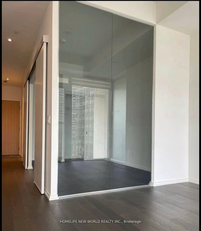 1113 - 5 soudan Avenue