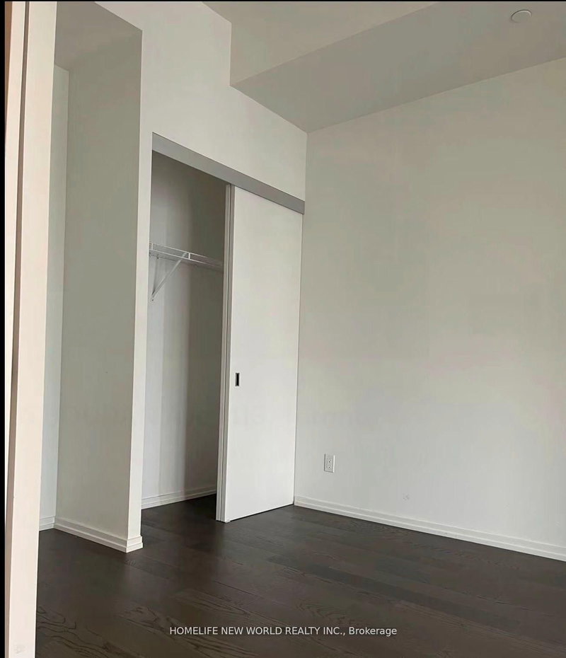 1113 - 5 soudan Avenue