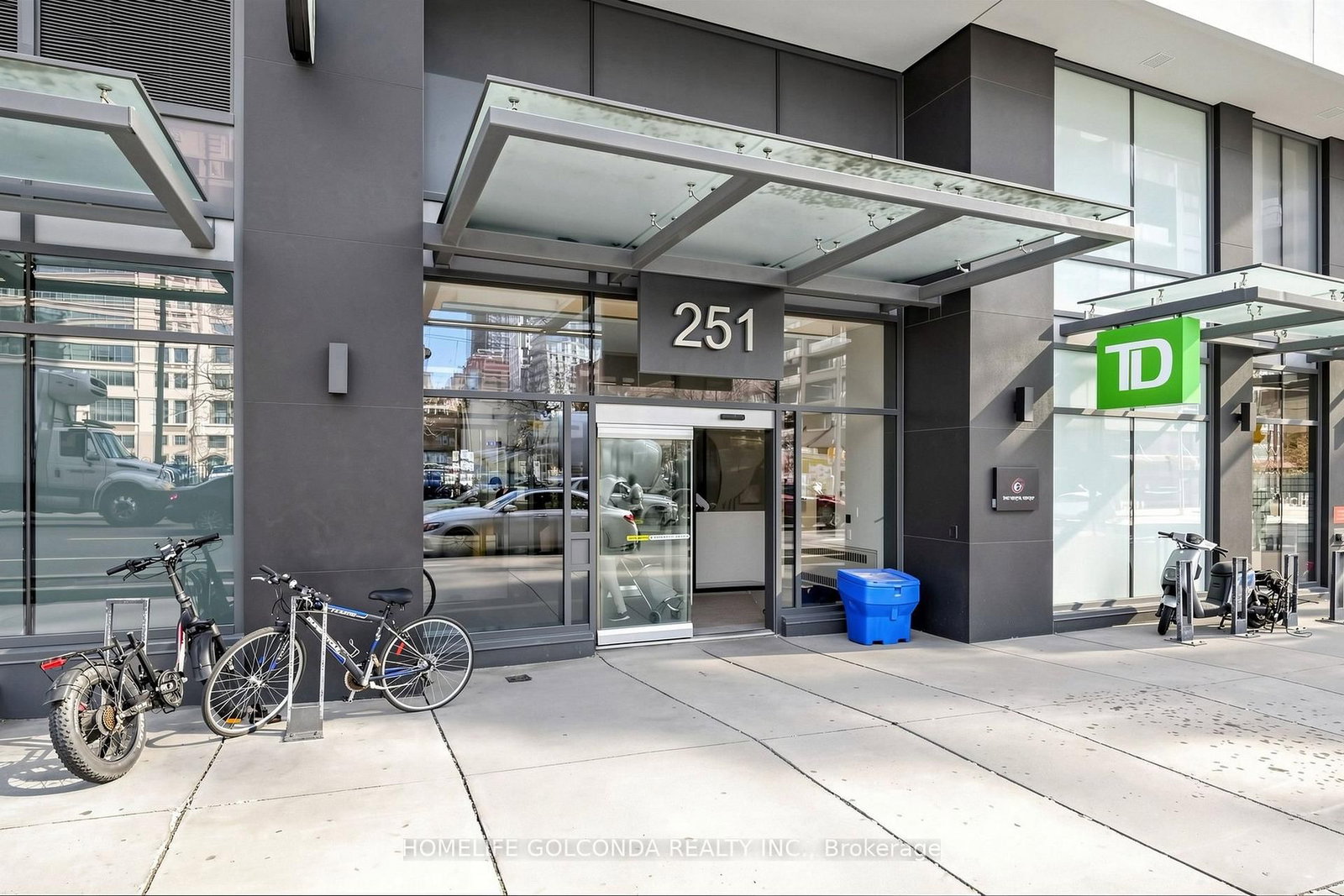 251 Jarvis Street • #2714 • Toronto, ON photo 8
