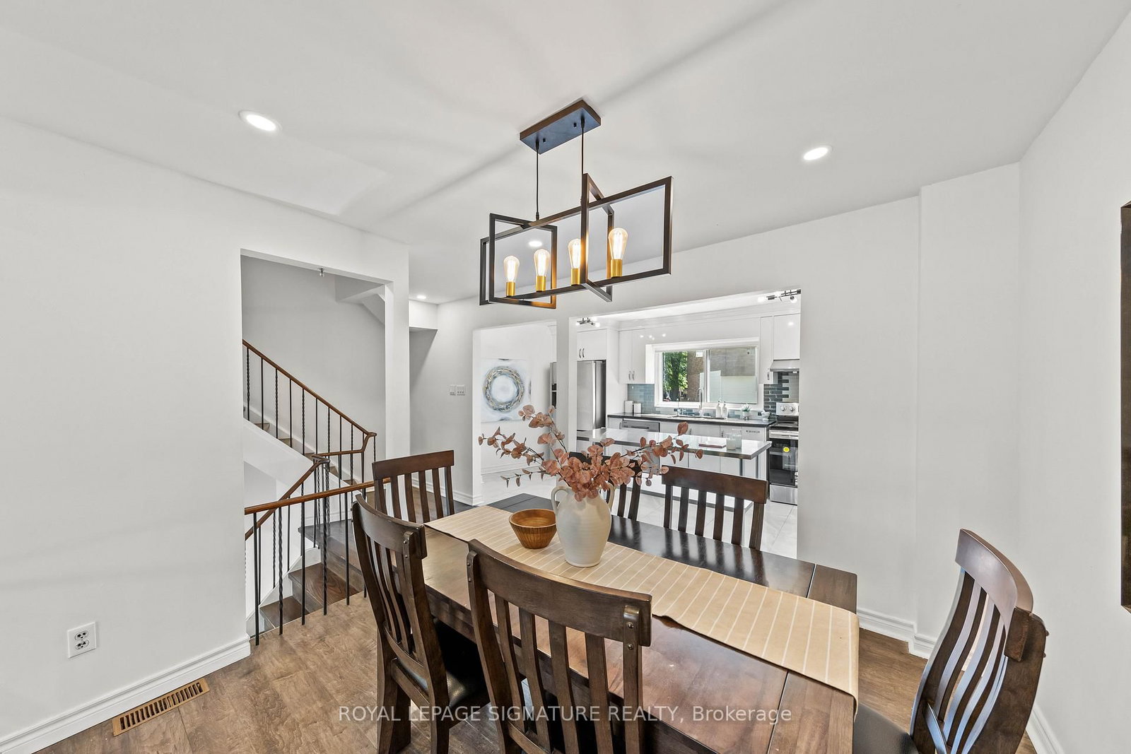 109 Jenny Wren Way • #62 • Toronto, ON photo 17