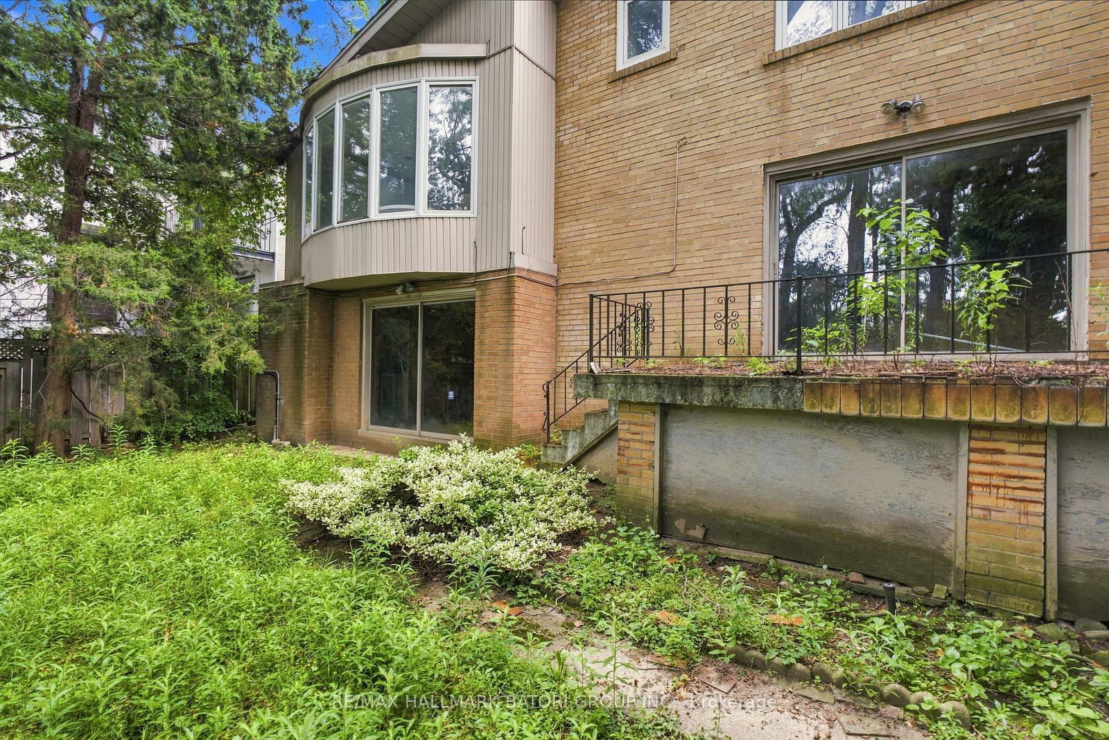64 Prue Avenue • Toronto, ON photo 12