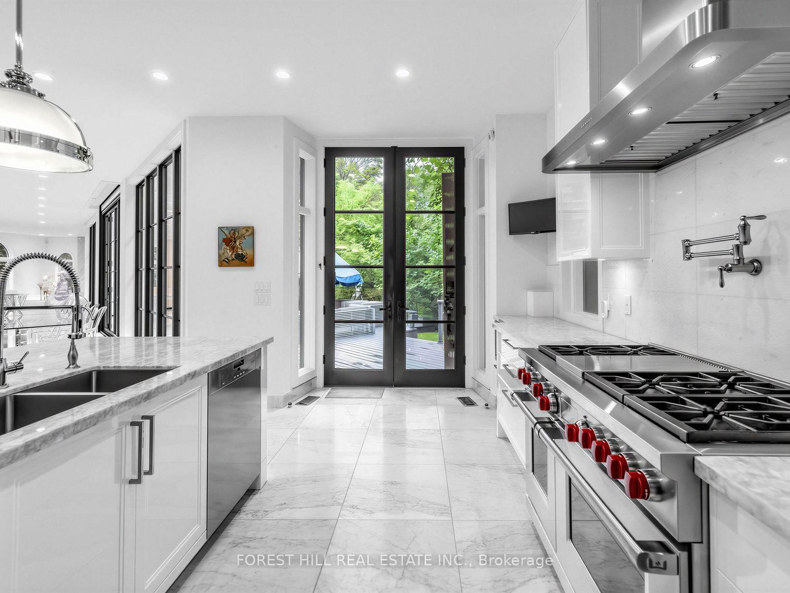 55 Strathearn Boulevard • Toronto, ON photo 16