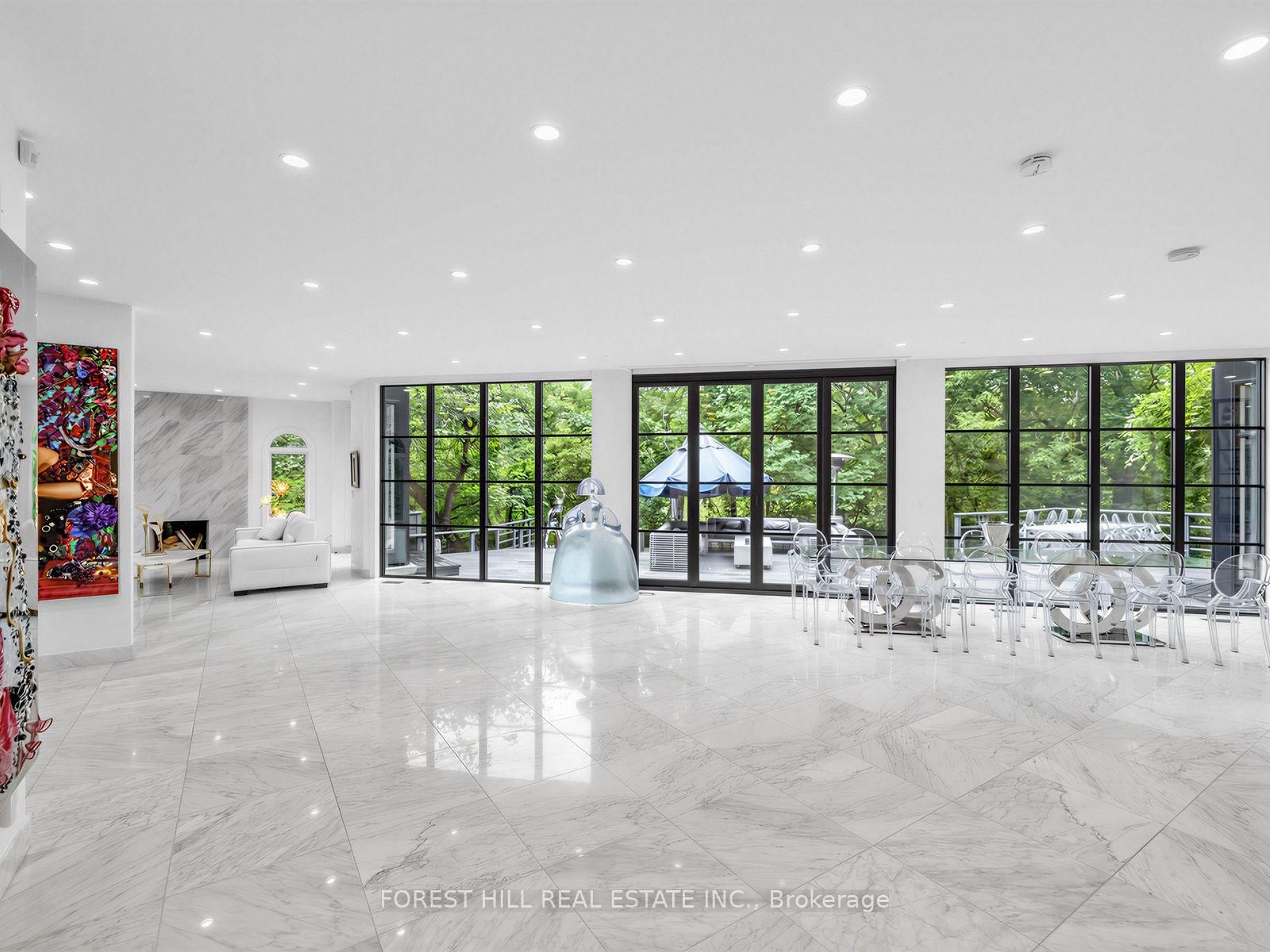 55 Strathearn Boulevard • Toronto, ON photo 5
