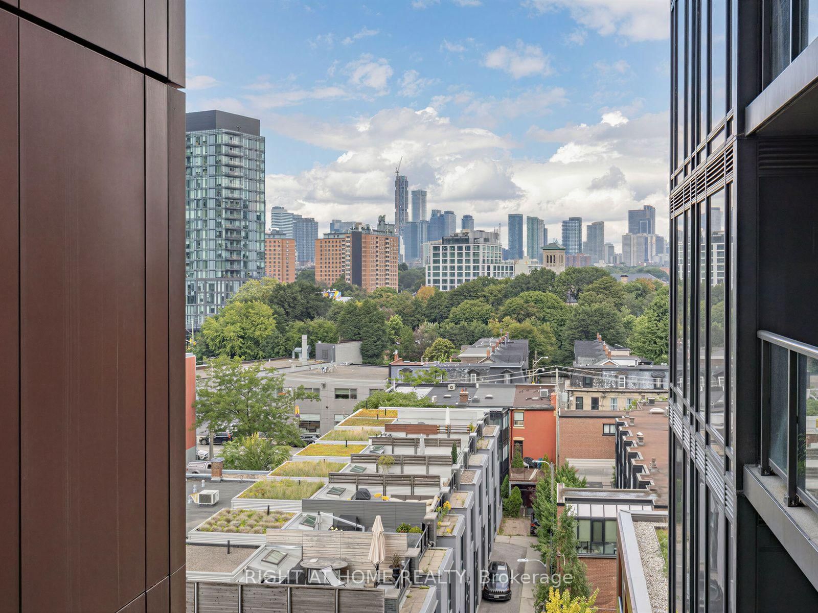 28 Eastern Avenue • #723 • Toronto, ON photo 13