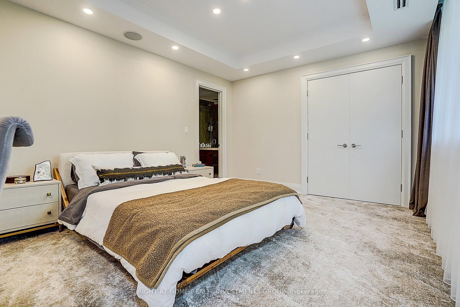 500 Avenue Road • #102 • Toronto, ON photo 31