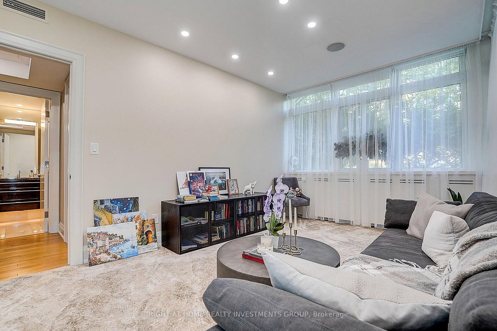 500 Avenue Road • #102 • Toronto, ON photo 37