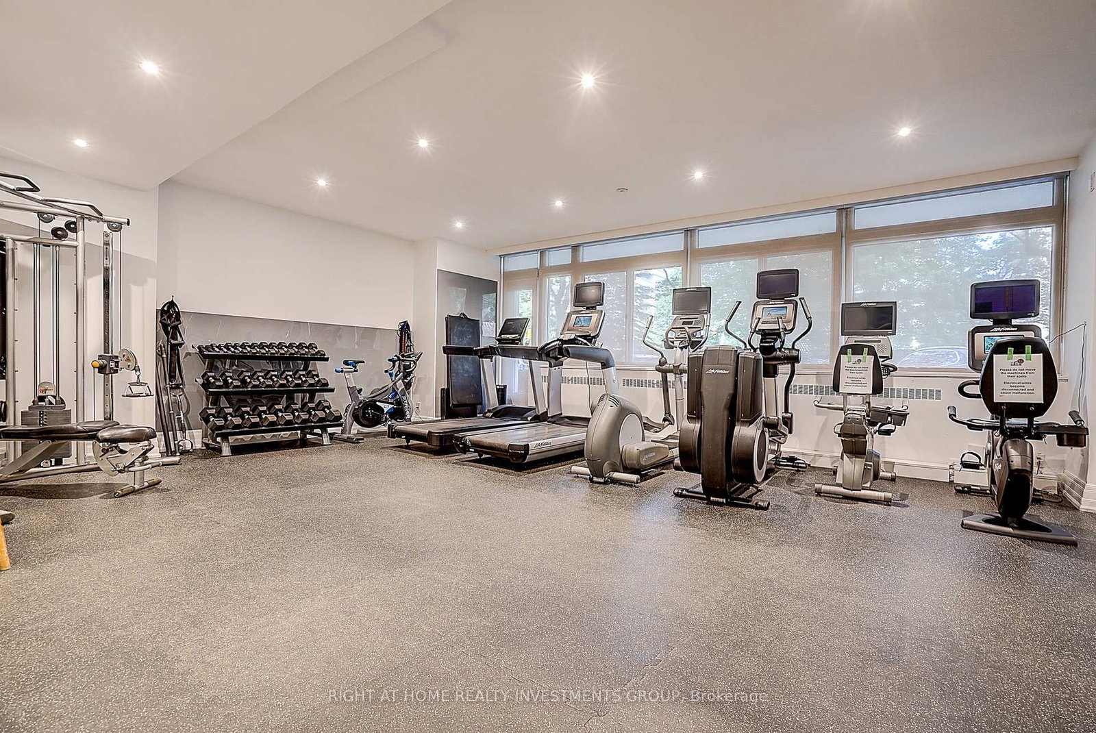 500 Avenue Road • #102 • Toronto, ON photo 38