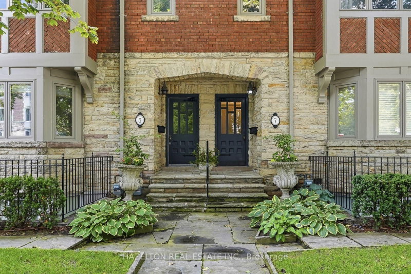 7A - 7 Clarendon Avenue