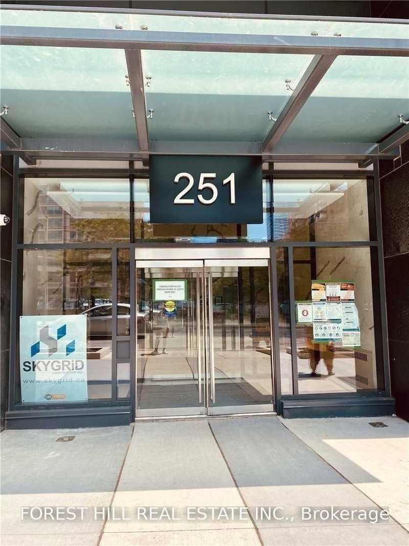 617 - 251 Jarvis Street