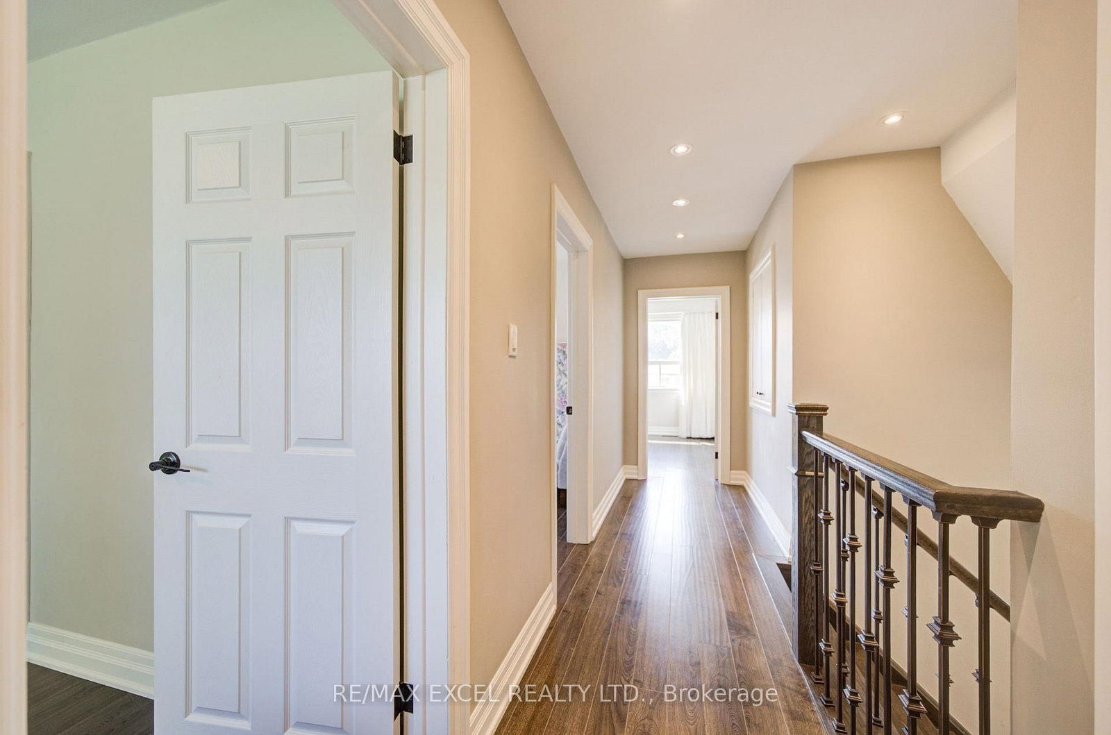 6 Averill Crescent • Toronto, ON photo 20