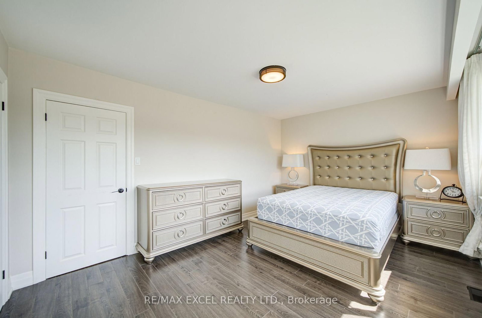 6 Averill Crescent • Toronto, ON photo 22