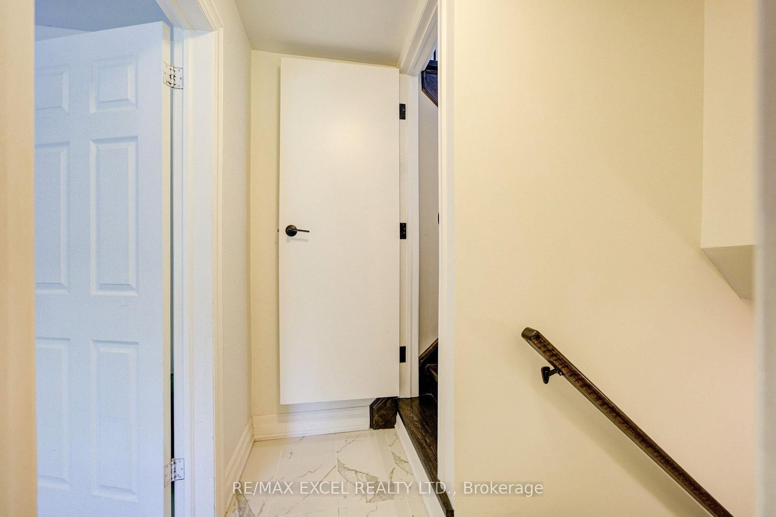 6 Averill Crescent • Toronto, ON photo 30