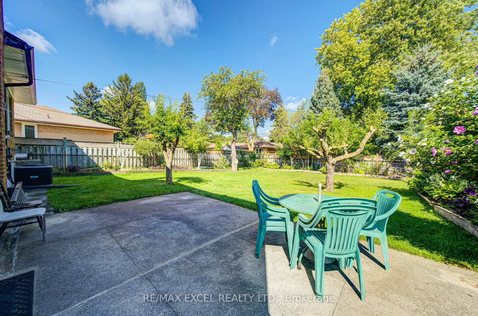 6 Averill Crescent • Toronto, ON photo 47