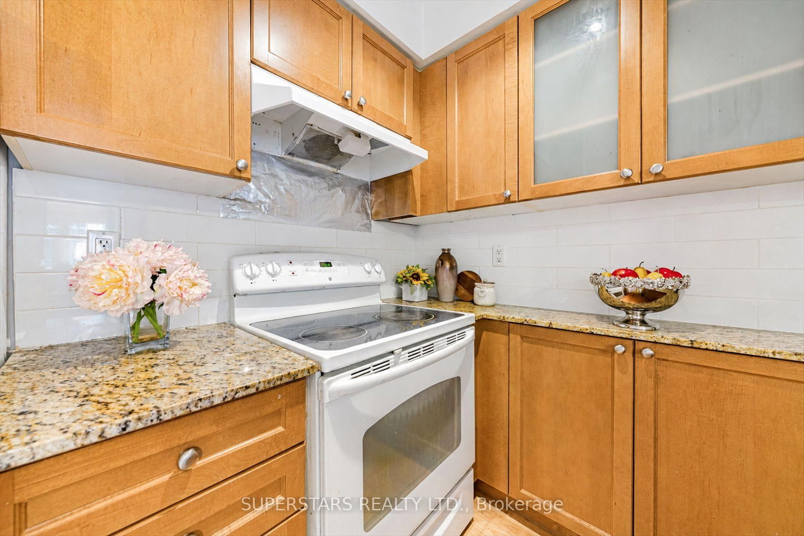 761 Bay Street • #1813 • Toronto, ON photo 11