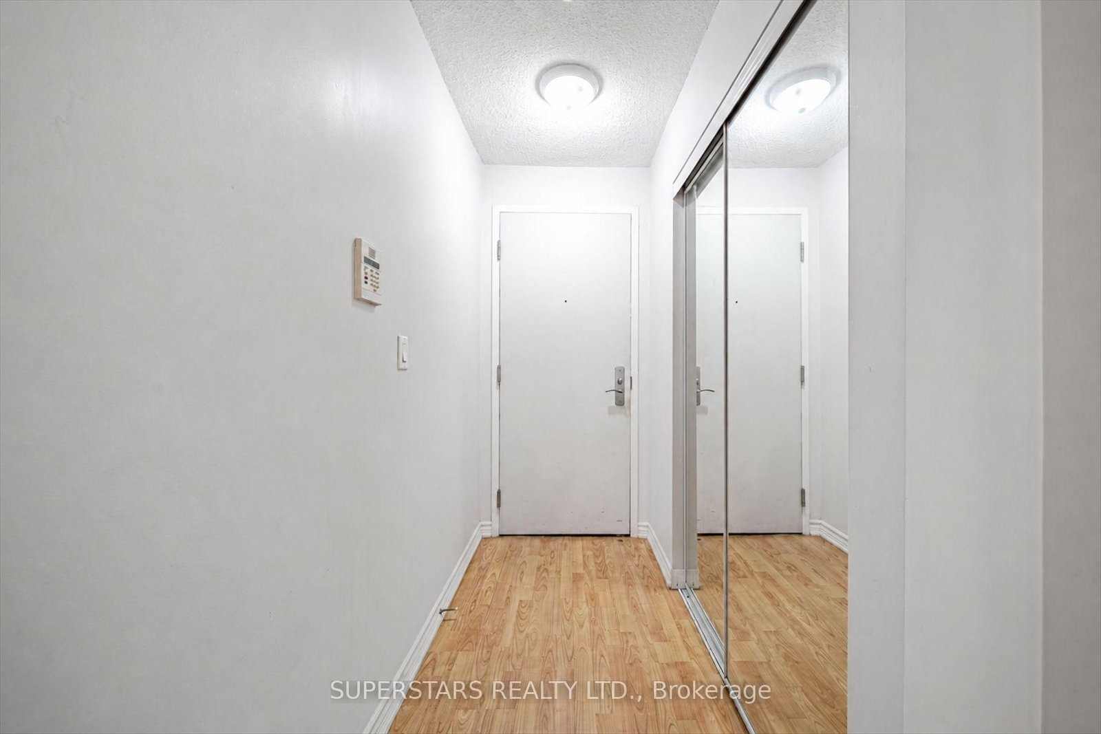 761 Bay Street • #1813 • Toronto, ON photo 18