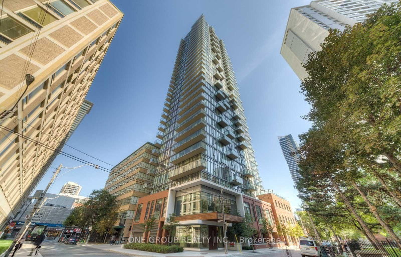 3202 - 75 St Nicholas Street