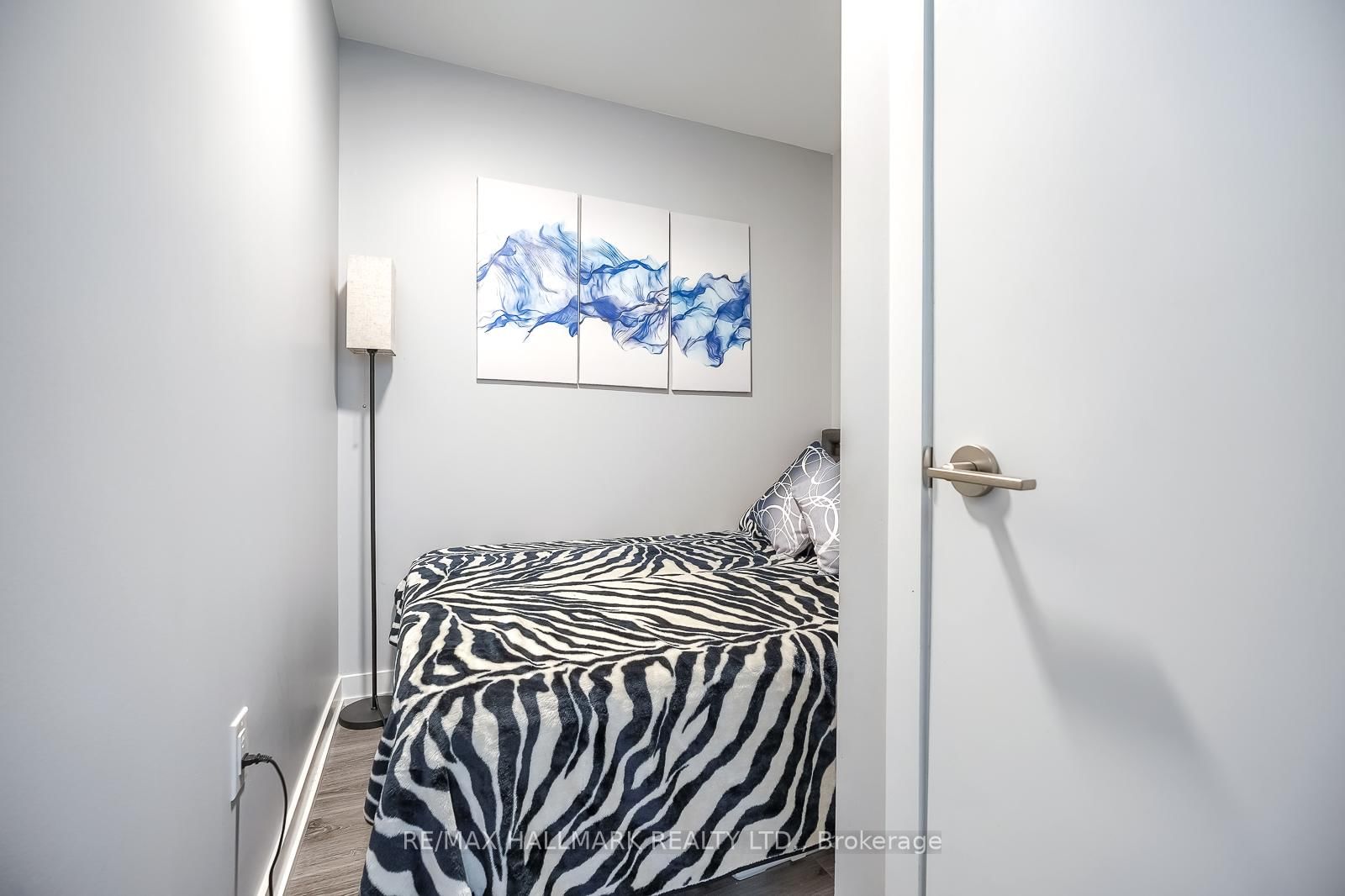 9 Tecumseth Street • #421 • Toronto, ON photo 20