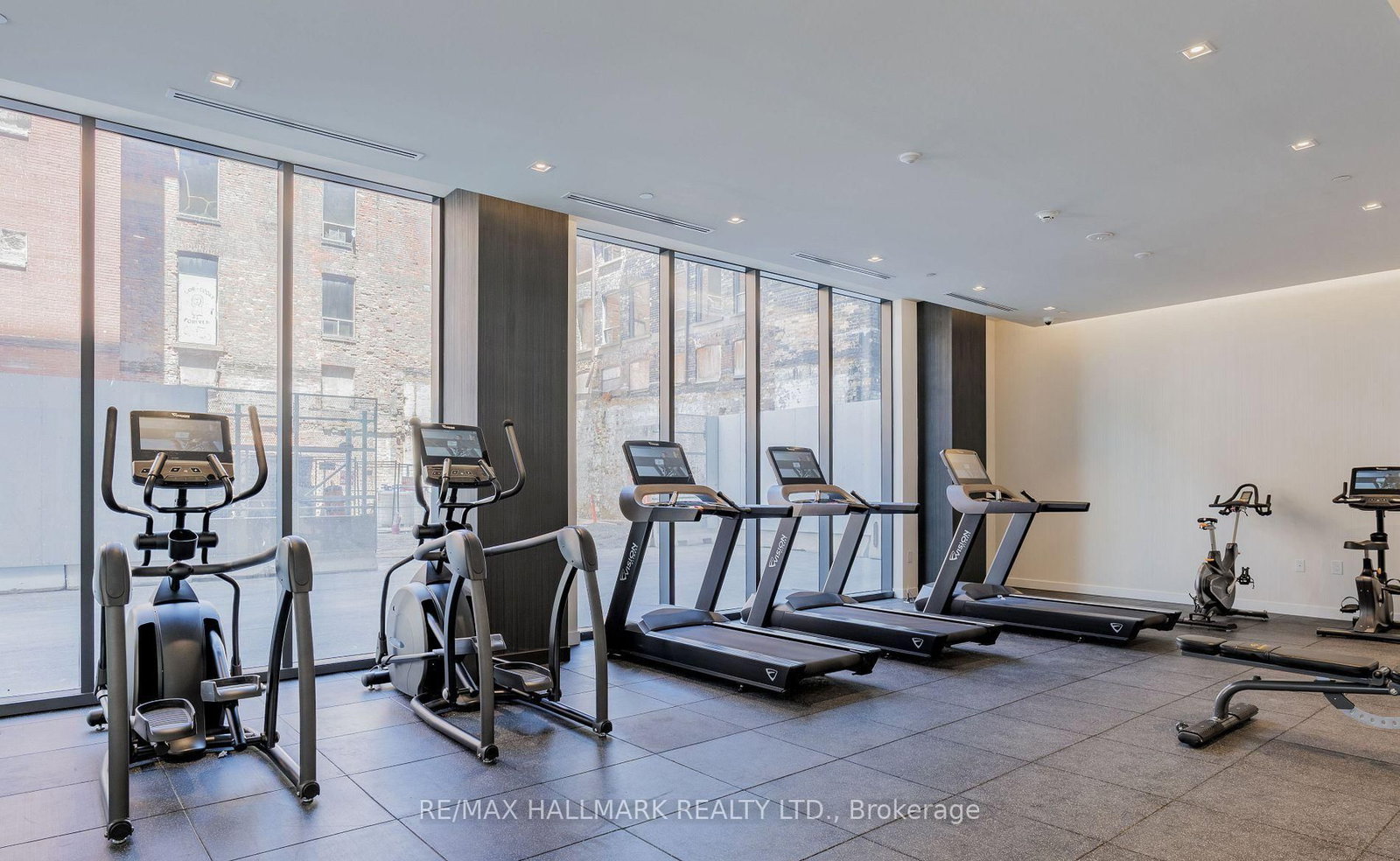 9 Tecumseth Street • #421 • Toronto, ON photo 33
