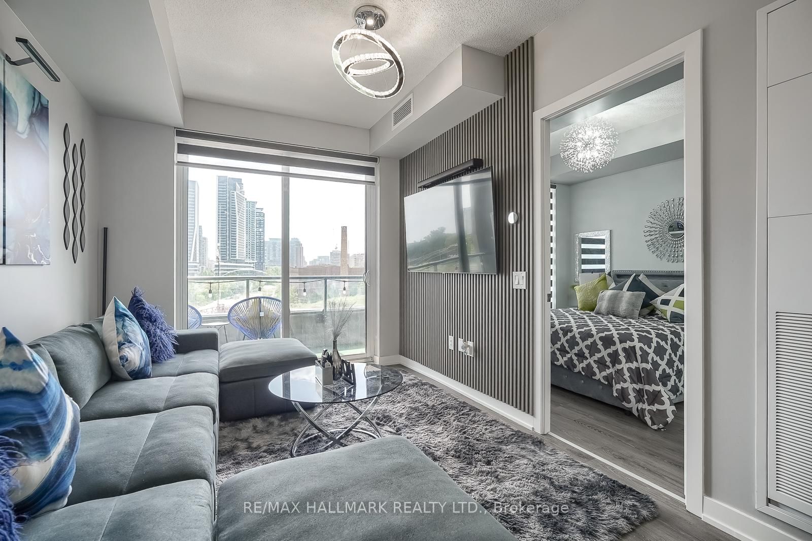 9 Tecumseth Street • #421 • Toronto, ON photo 8