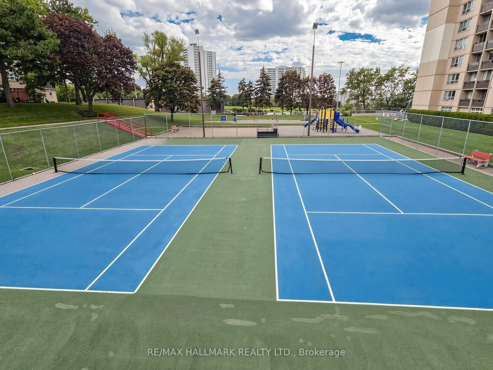 5 Parkway Forest Drive • #1609 • Toronto, ON photo 30