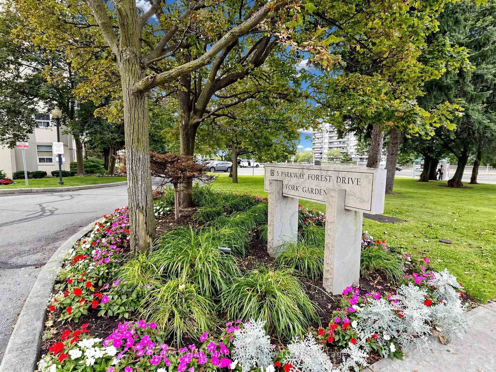 5 Parkway Forest Drive • #1609 • Toronto, ON photo 31