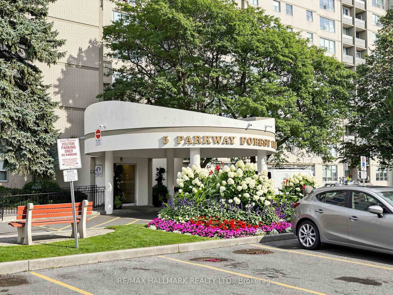 5 Parkway Forest Drive • #1609 • Toronto, ON photo 32