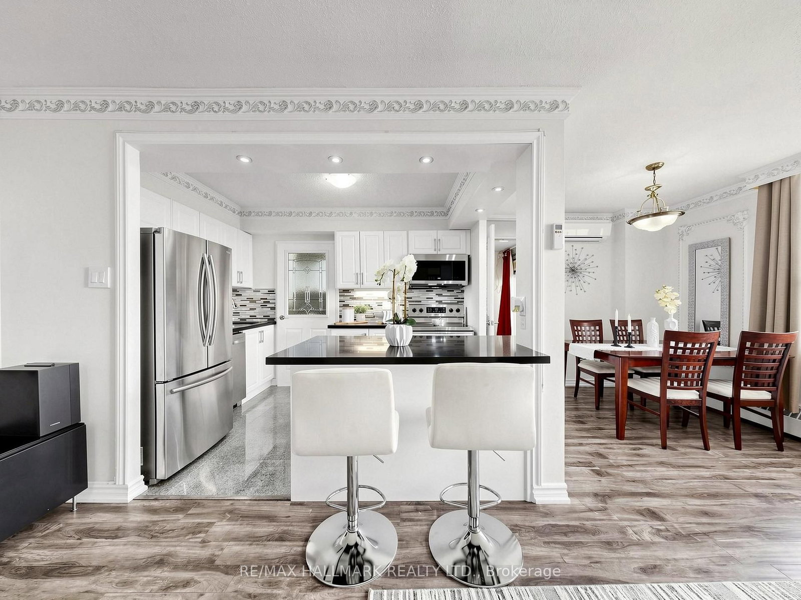 5 Parkway Forest Drive • #1609 • Toronto, ON photo 5