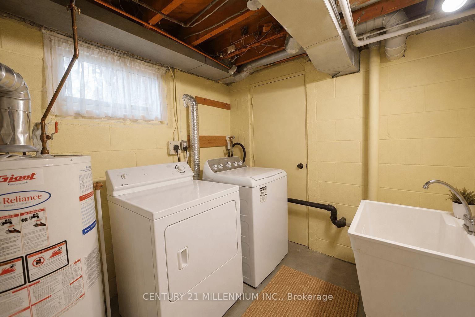 169 Ranee Avenue • Toronto, ON photo 25