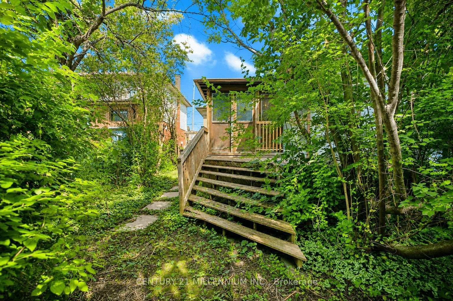169 Ranee Avenue • Toronto, ON photo 28