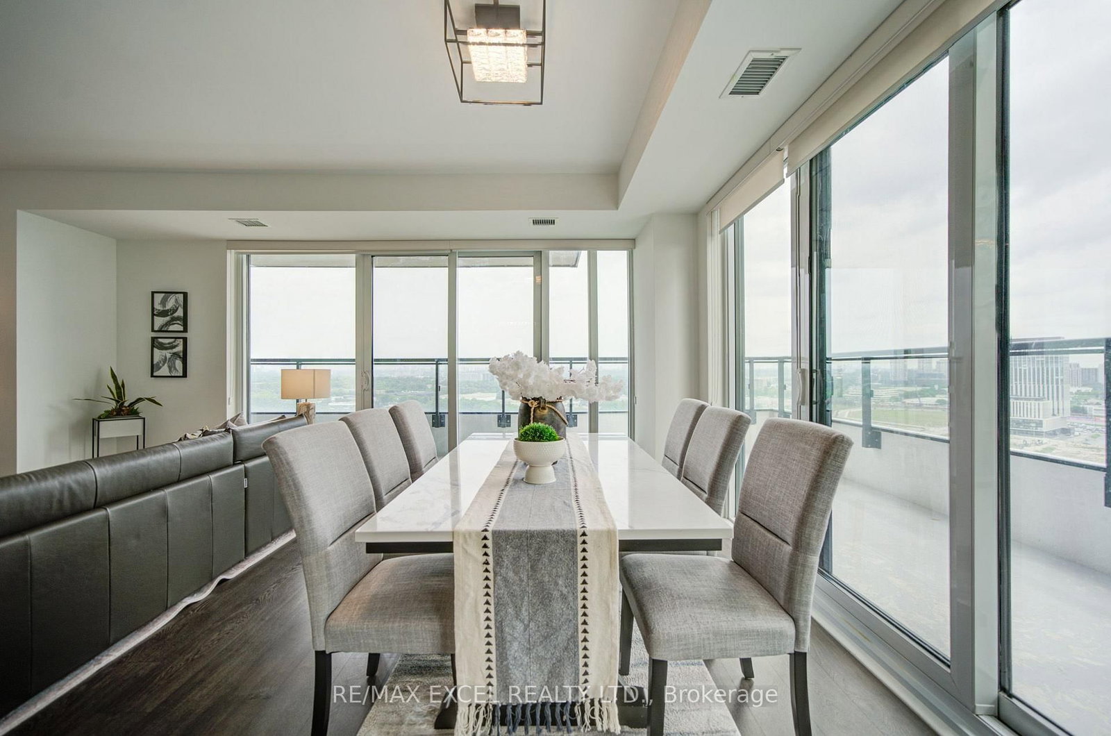 20 Inn On The Park Drive • #2331 • Toronto, ON photo 16