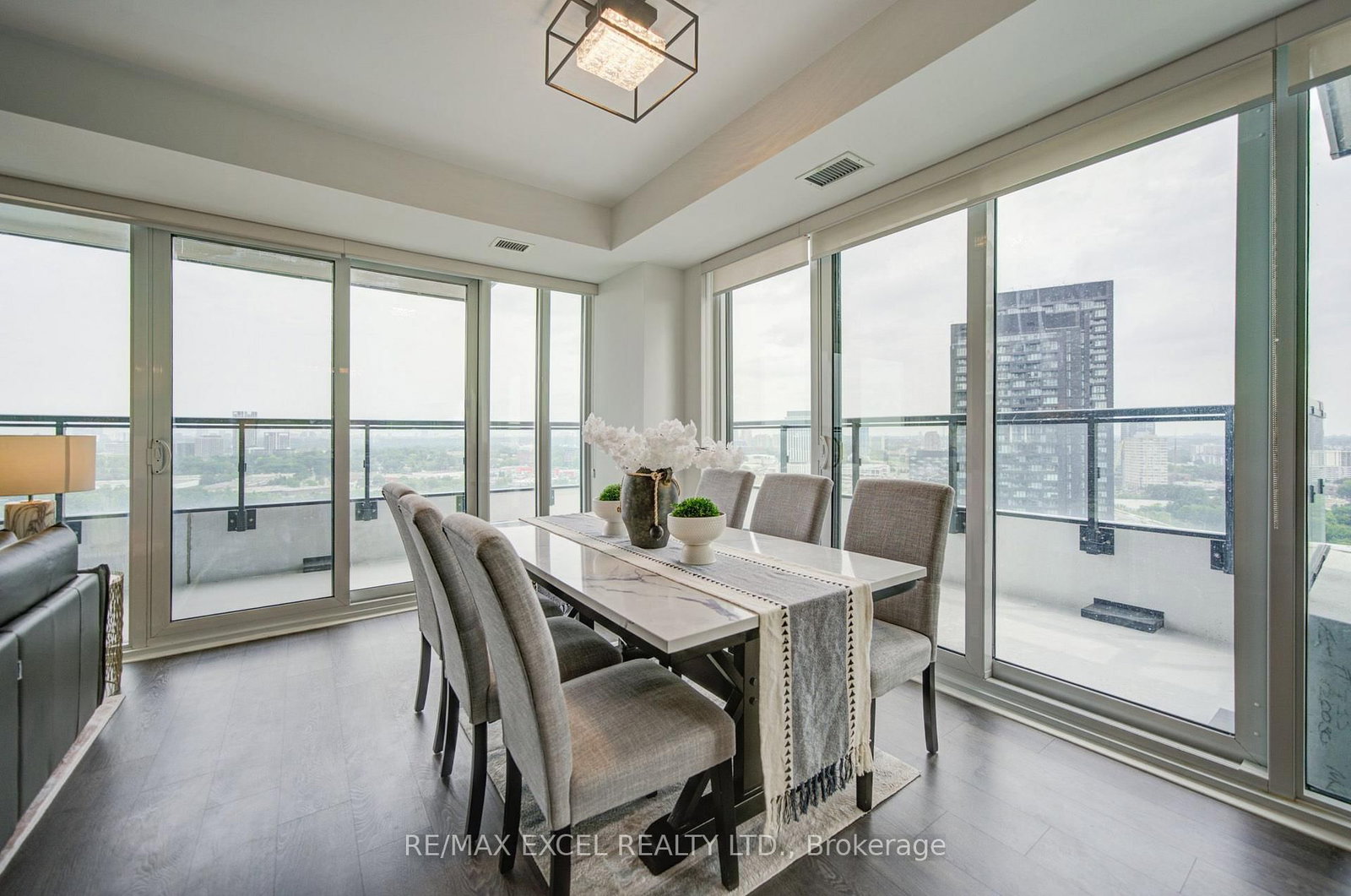 20 Inn On The Park Drive • #2331 • Toronto, ON photo 17
