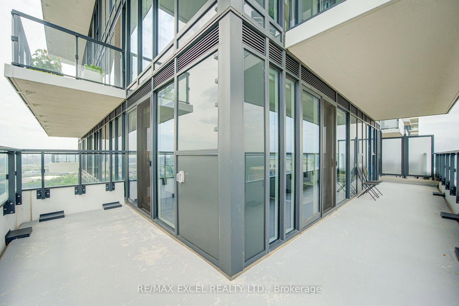 20 Inn On The Park Drive • #2331 • Toronto, ON photo 38