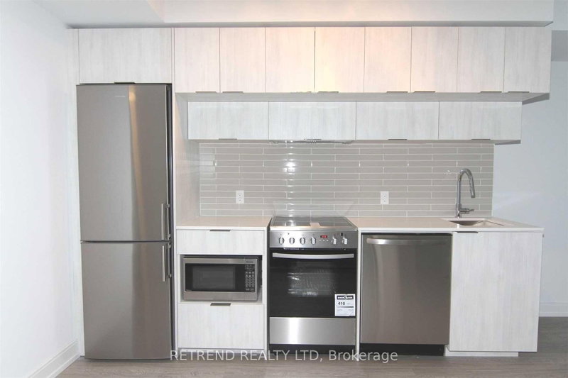 1201 - 181 Dundas Street E