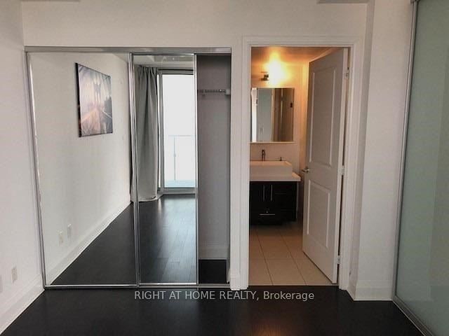 3004 - 65 St Mary Street