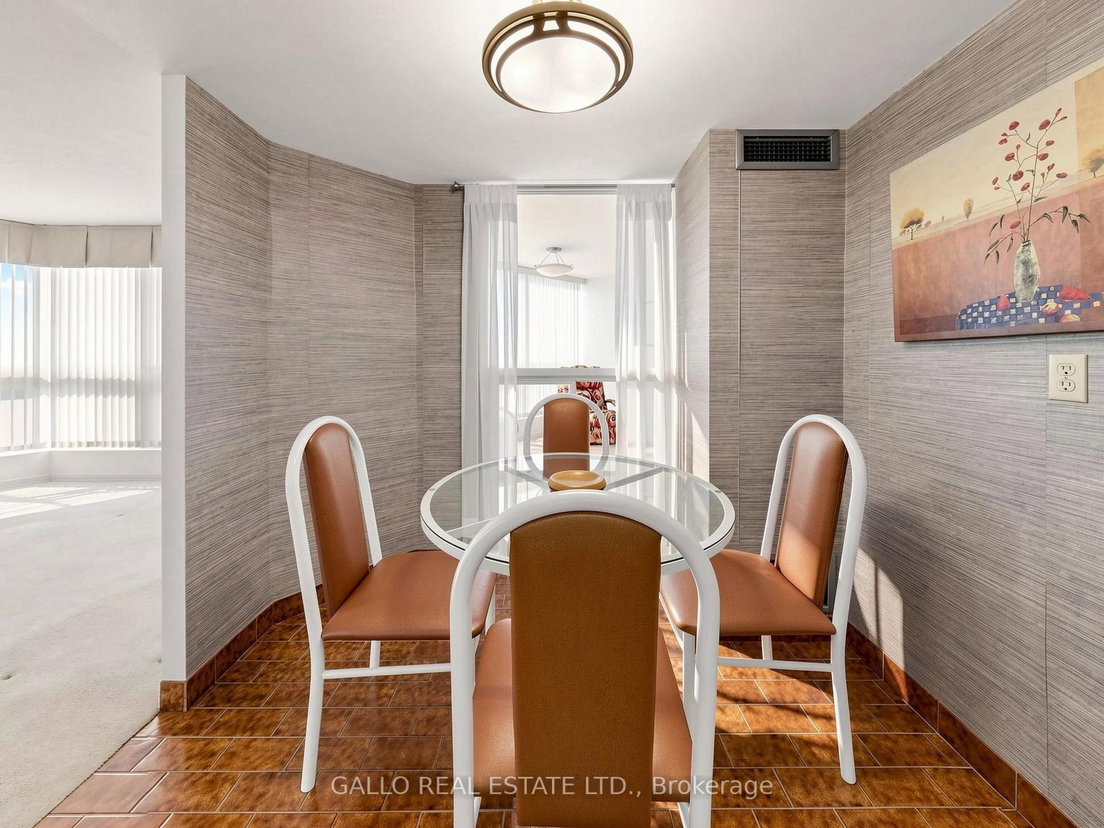 10 Kenneth Avenue • #203 • Toronto, ON photo 22