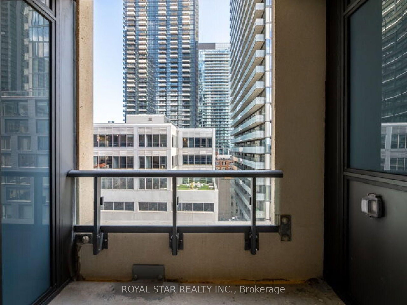 108 Peter Street • #1007 • Toronto, ON photo 20