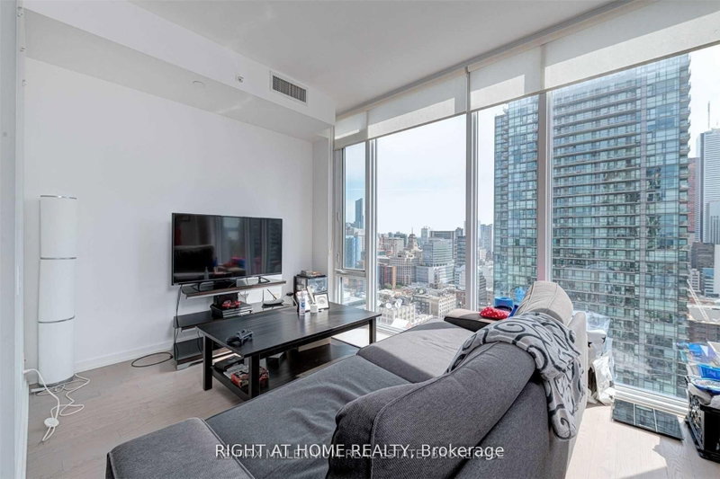 2705 - 101 Peter Street W