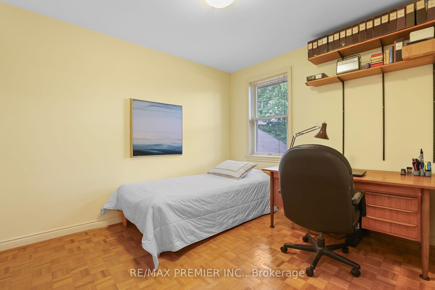 19 Temagami Court • Toronto, ON photo 15