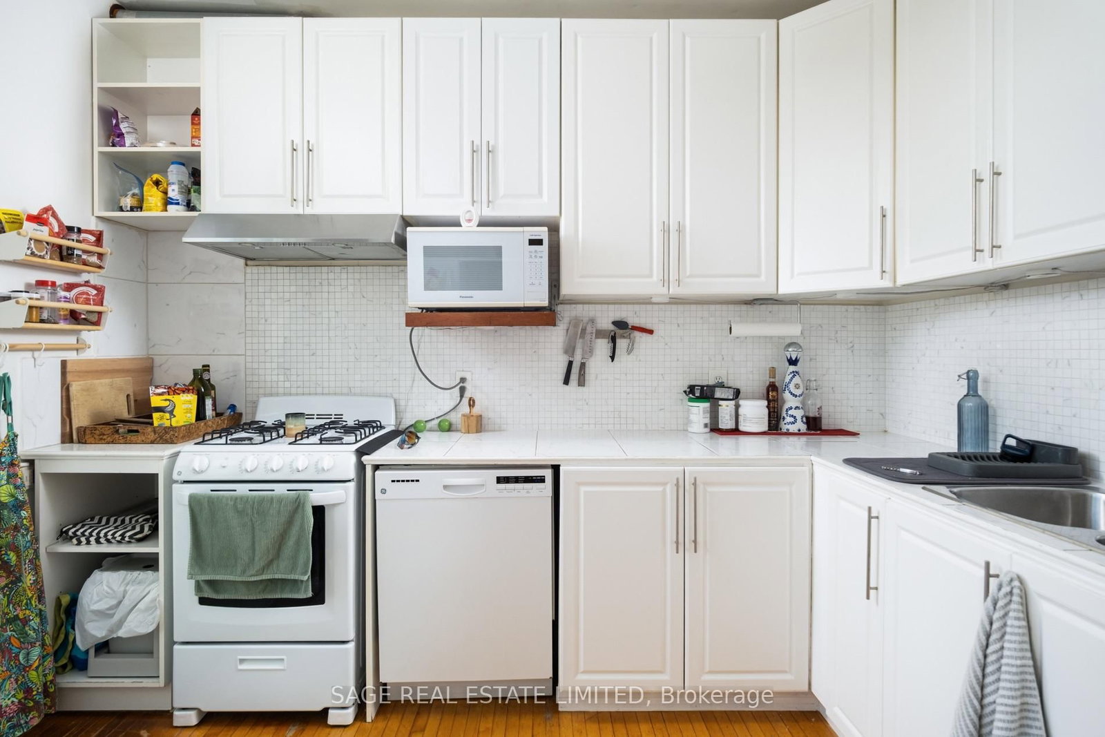 221 Palmerston Avenue • Toronto, ON photo 30