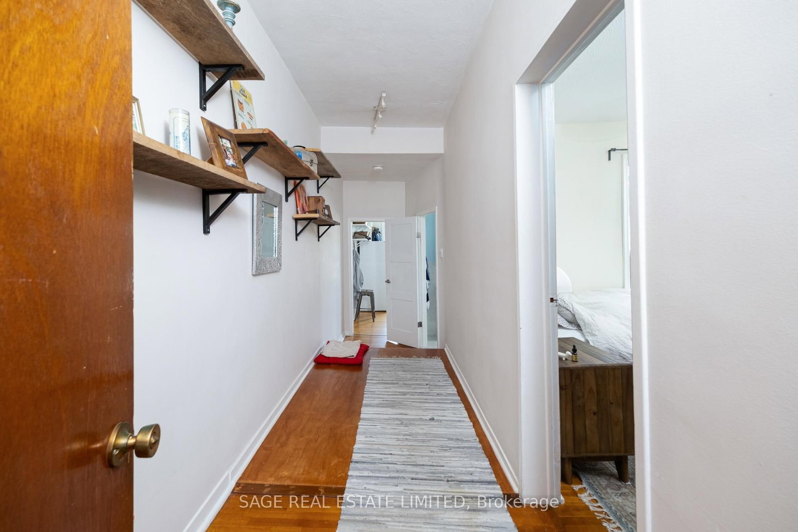 221 Palmerston Avenue • Toronto, ON photo 38