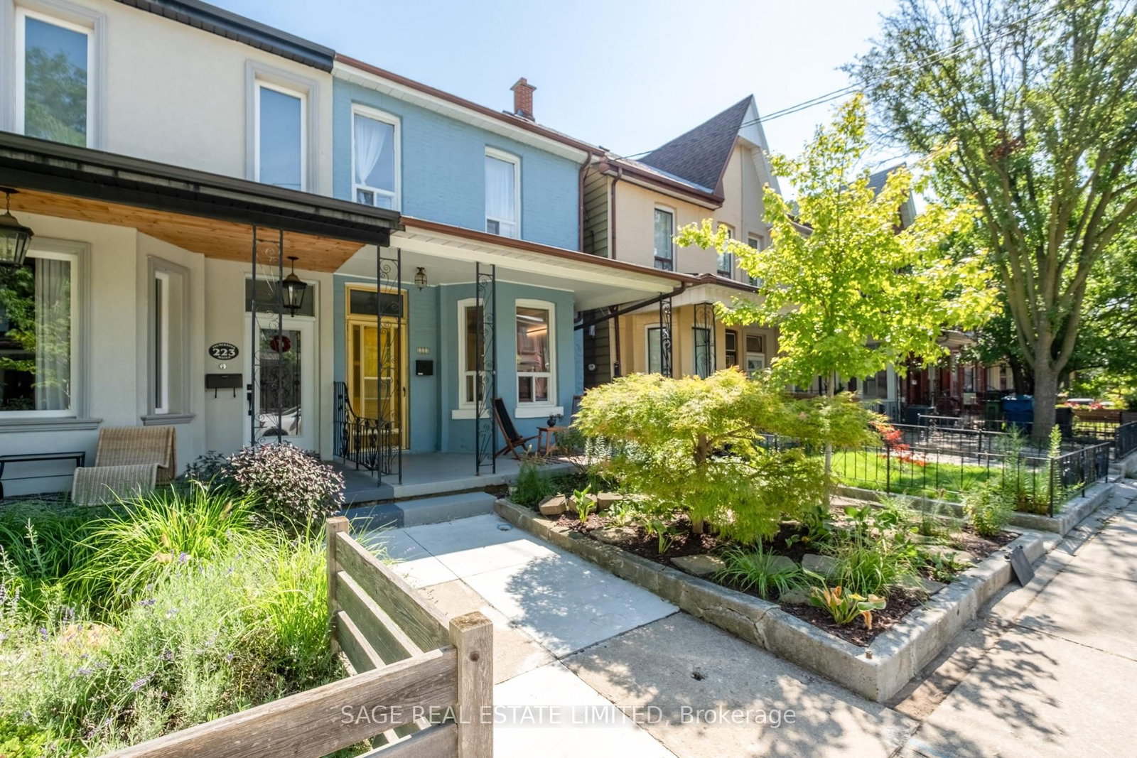 221 Palmerston Avenue • Toronto, ON photo 47