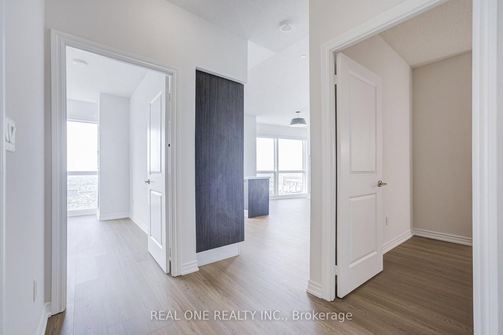 386 Yonge Street • #5814 • Toronto, ON photo 6